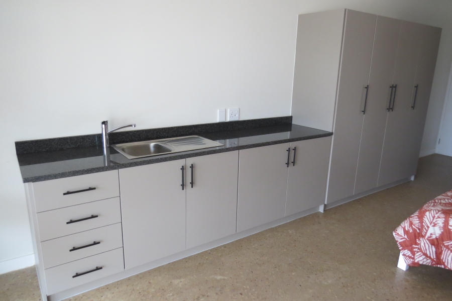 1 Bedroom Property for Sale in Stilbaai Wes Western Cape